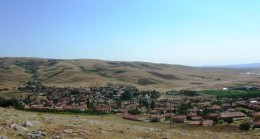 Akkuzulu’da Sıcak 37 Dereceyi Gösterdi
