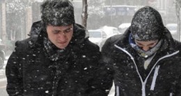 Akkuzulu’da Yılın İlk Kar Yağışı Başladı