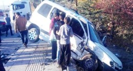 Akkuzulu Yolu Üzerinde Kaza: 5 Yaralı