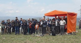 Akkuzulu yağmur için toplandı