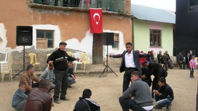 Hatice ile İbrahim Mutlu Günü