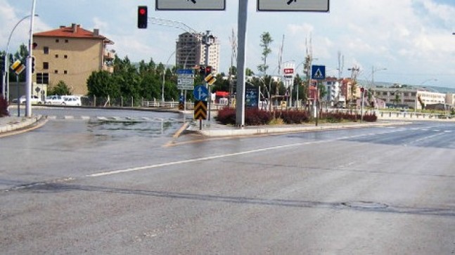 Ankara Çubuk Yolundaki Lambalara Sürücüler Tepkili