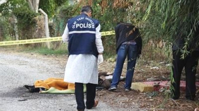 Yeşil Çubuk Parkında Bir Kişi Sokakta Ölü Bulundu