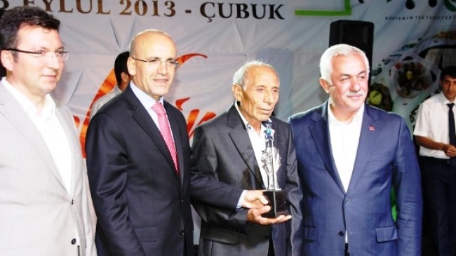 Hemşerimize “Yılın Eni” Ödülü Verildi